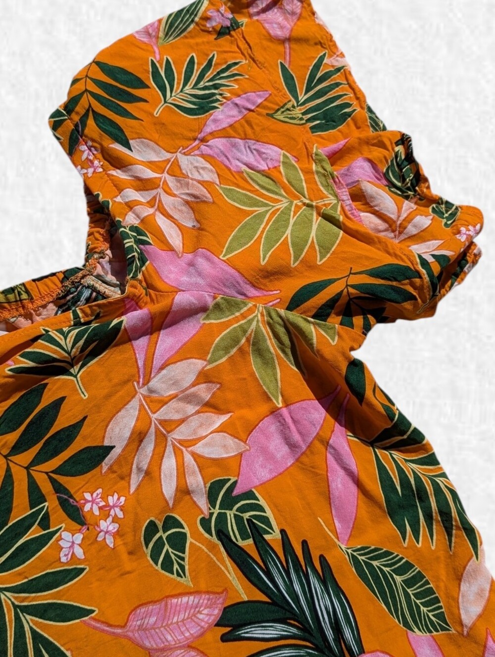 Eloquii Plus Size 18: Bright Orange Tropical Flutter Sleeve Waist Length Top - Picture 3 of 6